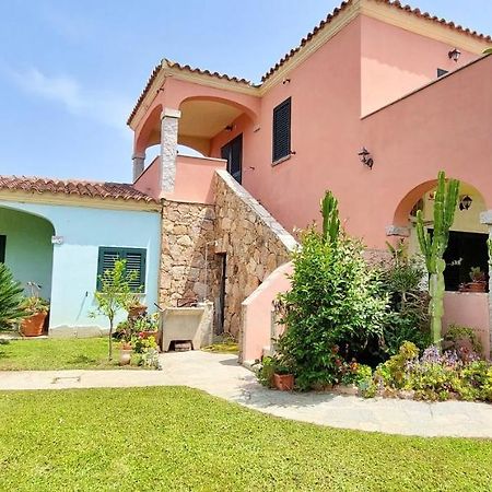 Iss Travel, La Padula - Apartments With Private Veranda And Parking San Teodoro  Kültér fotó