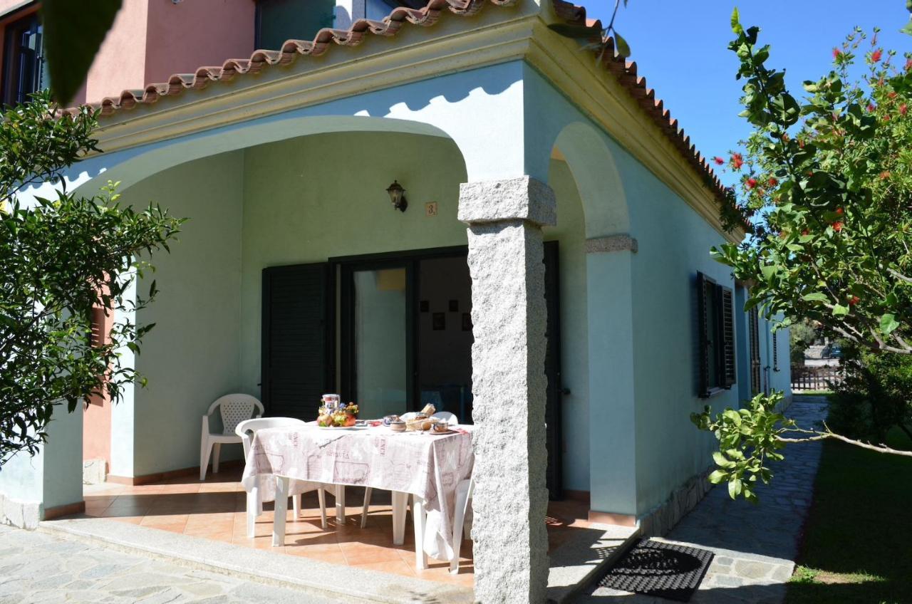 Iss Travel, La Padula - Apartments With Private Veranda And Parking San Teodoro  Kültér fotó