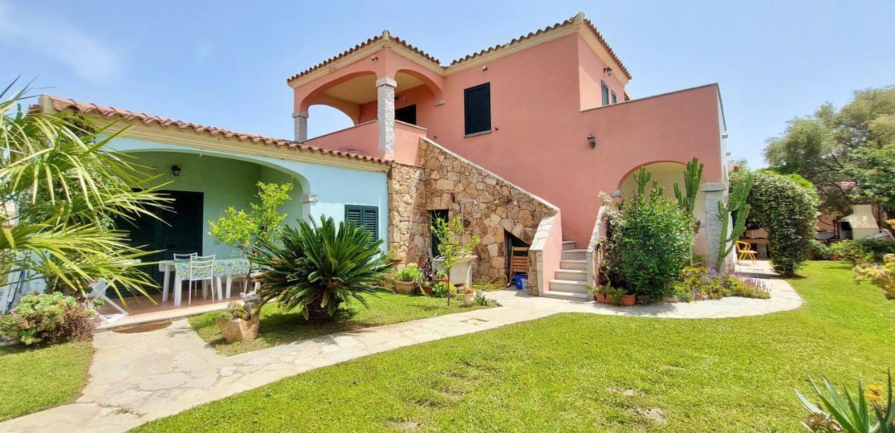 Iss Travel, La Padula - Apartments With Private Veranda And Parking San Teodoro  Kültér fotó