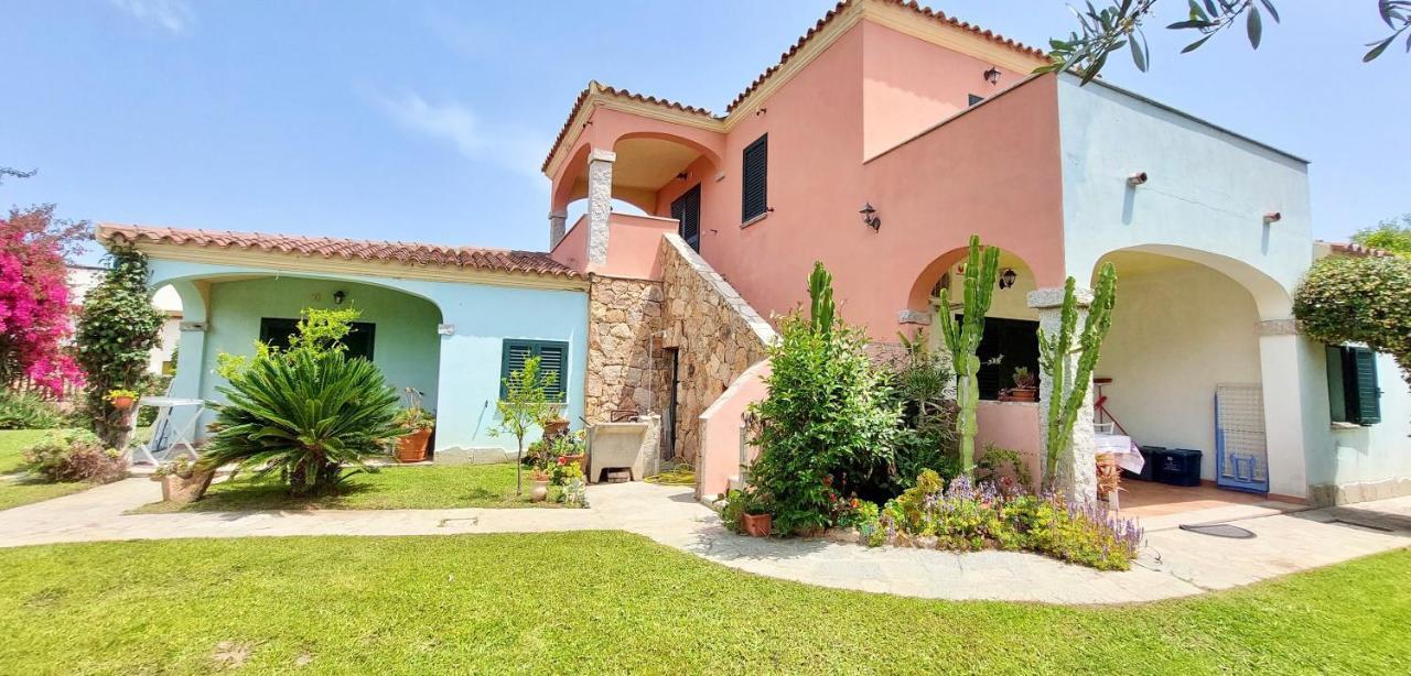 Iss Travel, La Padula - Apartments With Private Veranda And Parking San Teodoro  Kültér fotó